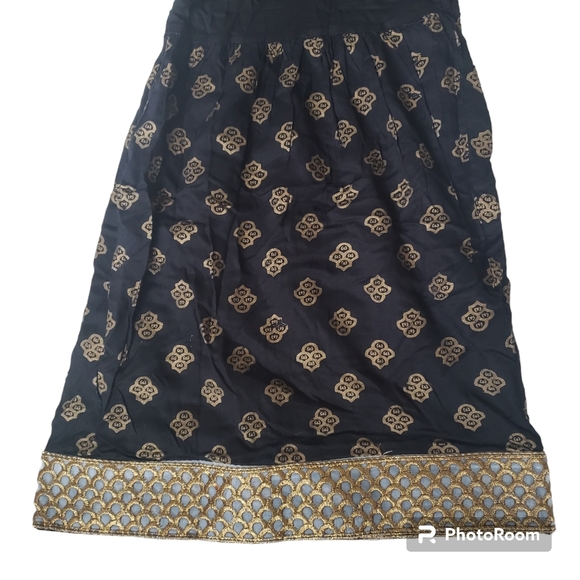 Black & gold flared bell botton pants - Picture 4 of 4